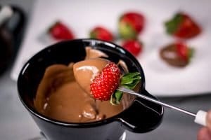 CBD oil chocolate strawberries